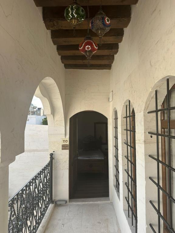 Deluxe Oda, Avlu Manzaralı (3 Kişilik)