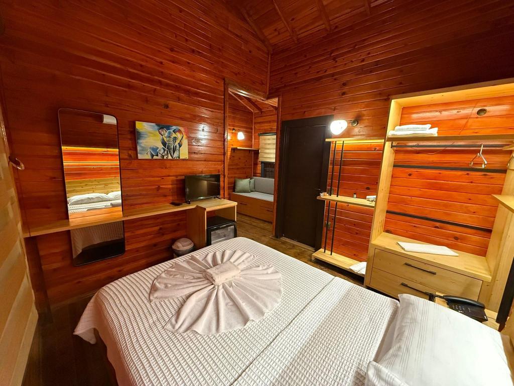 Bungalow,Dağ veya Havuz Manzaralı,Bahçe Katı