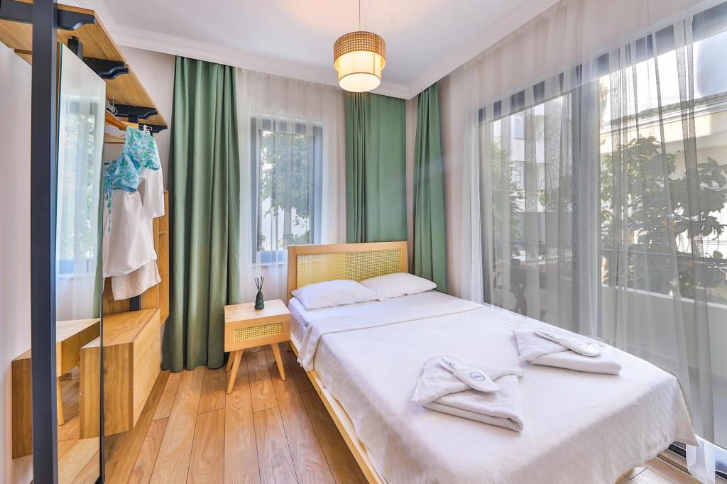 Standard Room (Balcony)