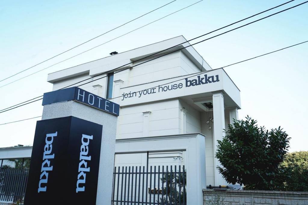 Bakku House Hotel
