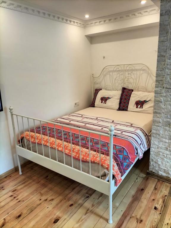 Studio Bahçe Katı Oda, Bahçe Manzaralı