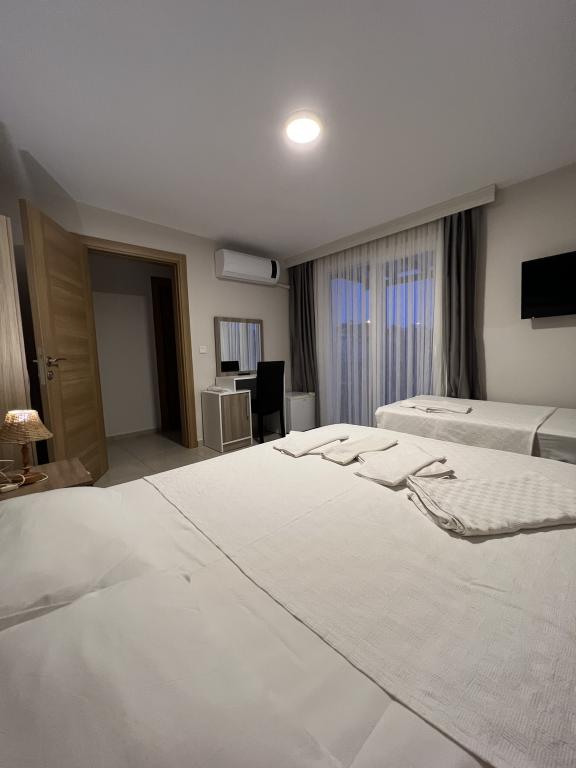 Standard Room, Garden View (3 Person)