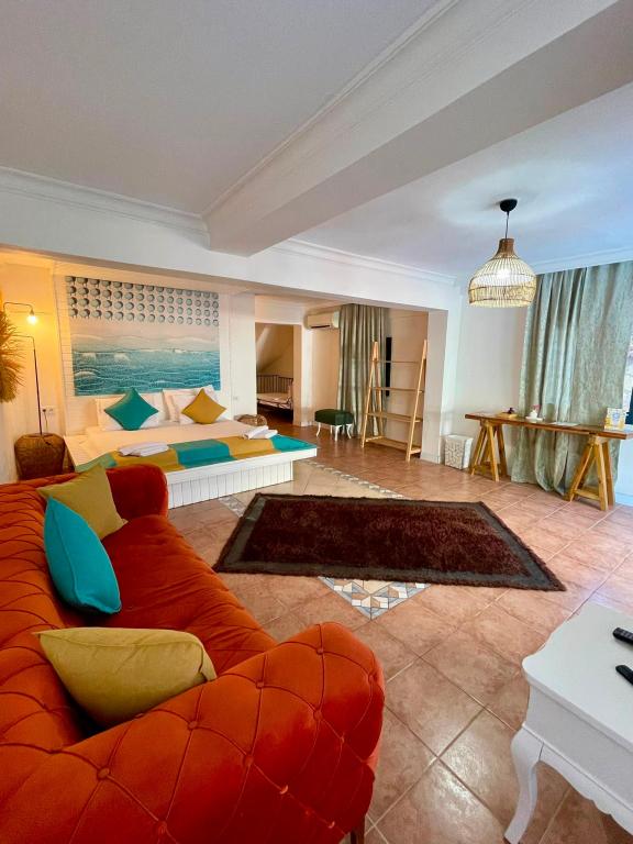 King Suite,Havuz ve Bahçe Manzaralı