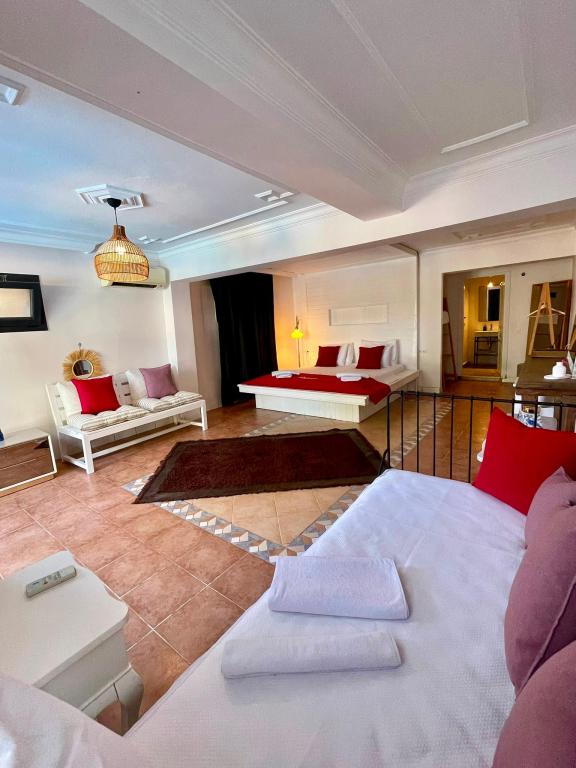 King Suite,Havuz ve Bahçe Manzaralı