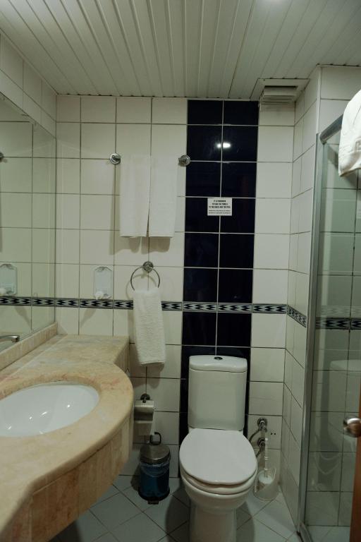 Triple,bahçe Manzaralı,balkonlu