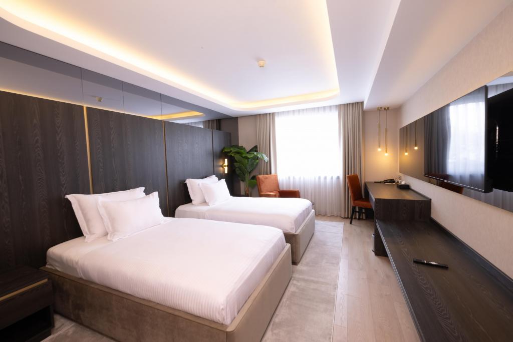 Standart Oda, Şehir Manzaralı