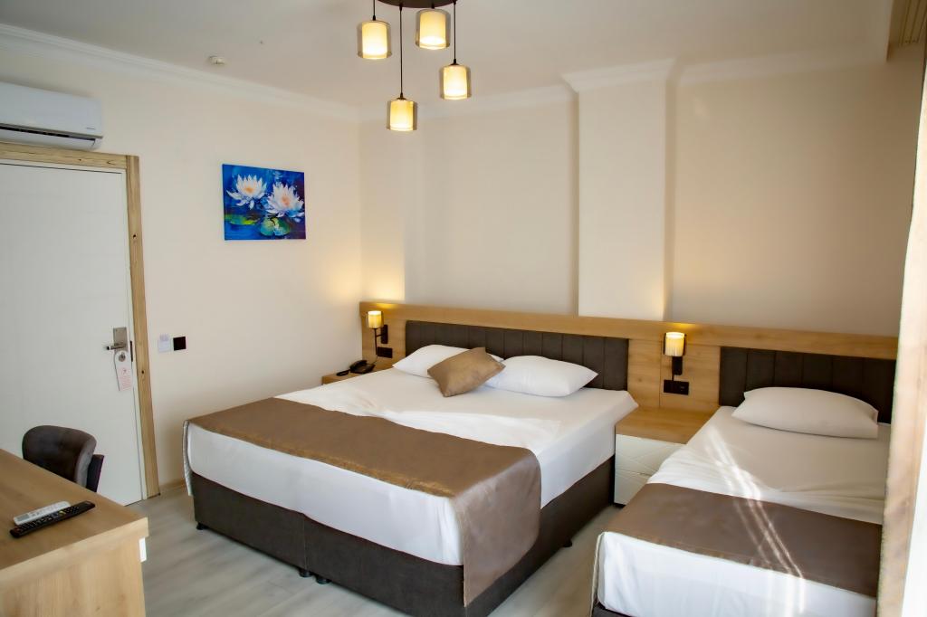 Superior Room, Viewless