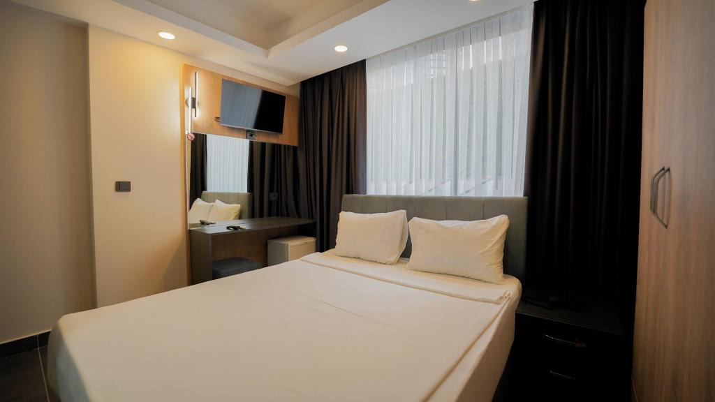hotel-image-1