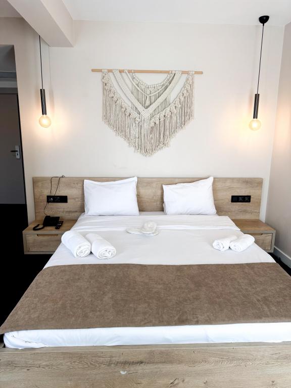 Standart Oda, Havuz Manzaralı