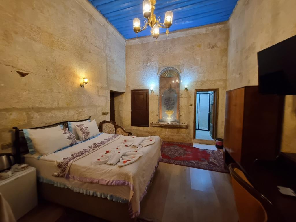 Aile Zemin Kat Odası, Bahçe Manzaralı