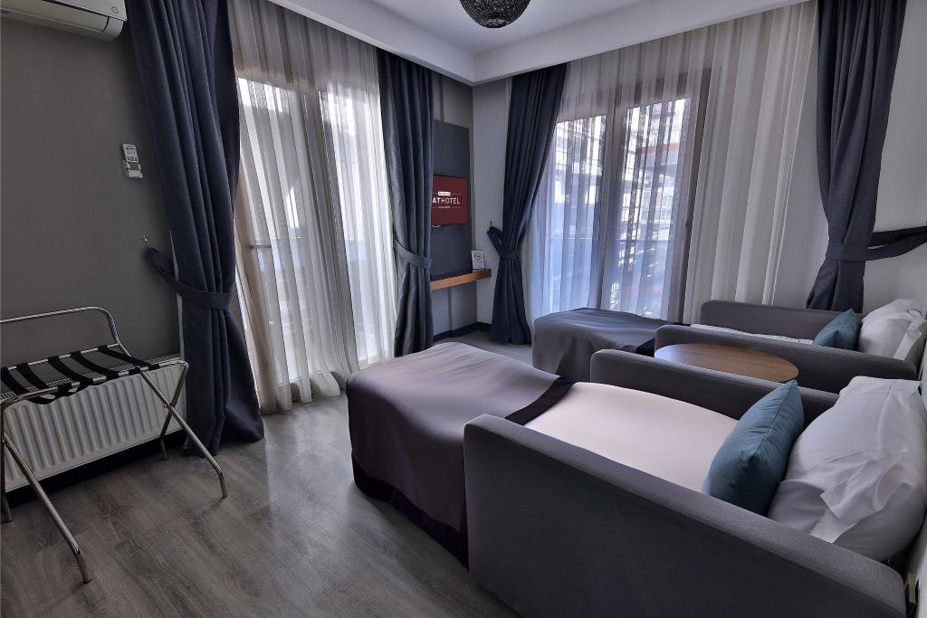 Suit Iki Ayrı Yataklı Oda, Şehir Manzaralı