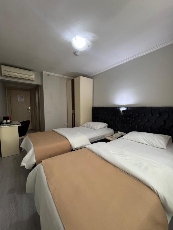 Twin,Şehir Manzaralı,İki Tek Kişilik Yataklı