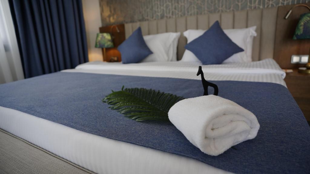 Standart Oda, Göl Manzaralı