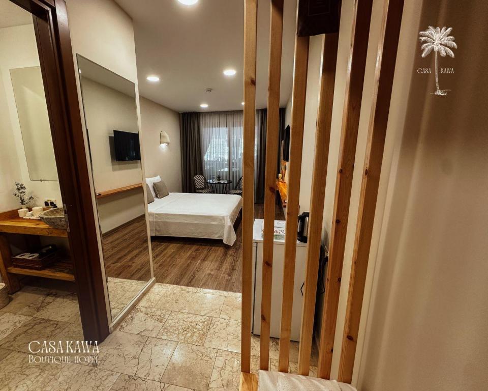 Standart Oda, Cadde Manzaralı