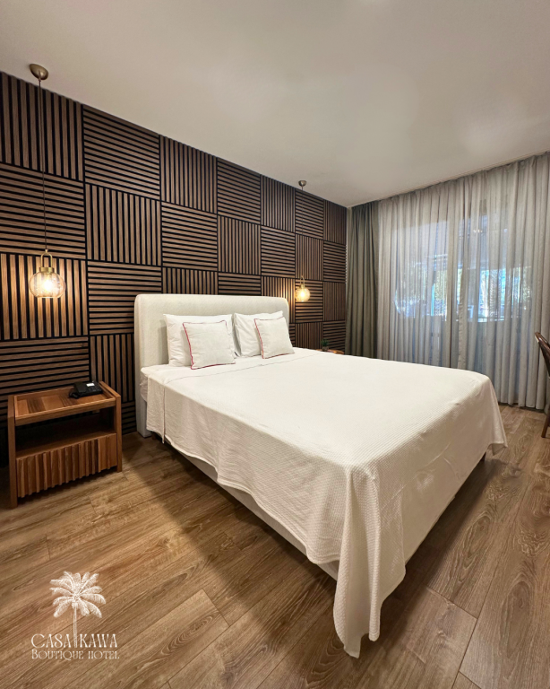 Deluxe Oda, Havuz Manzaralı