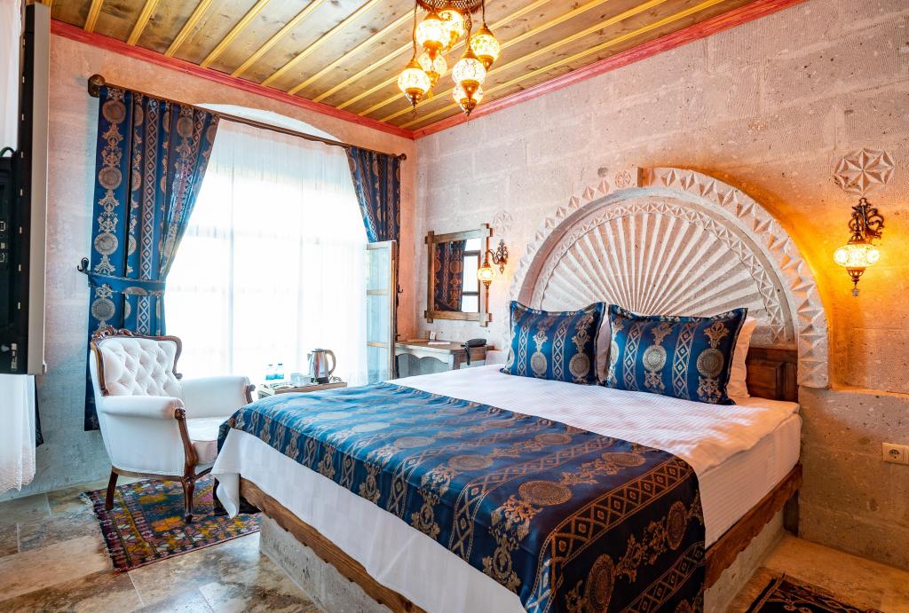 Fireplace And Balcony Room