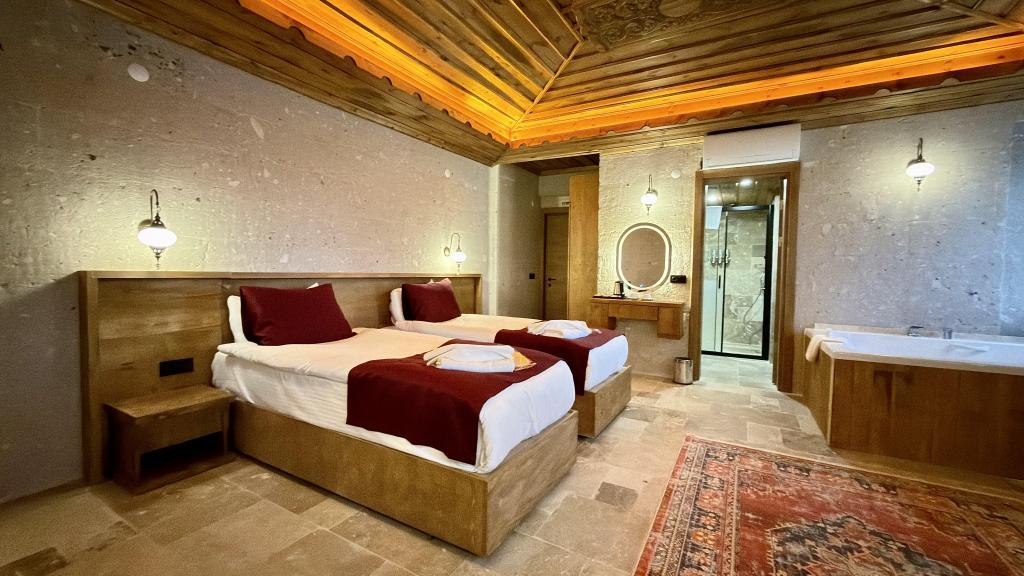 Superior Suite,Jakuzili
