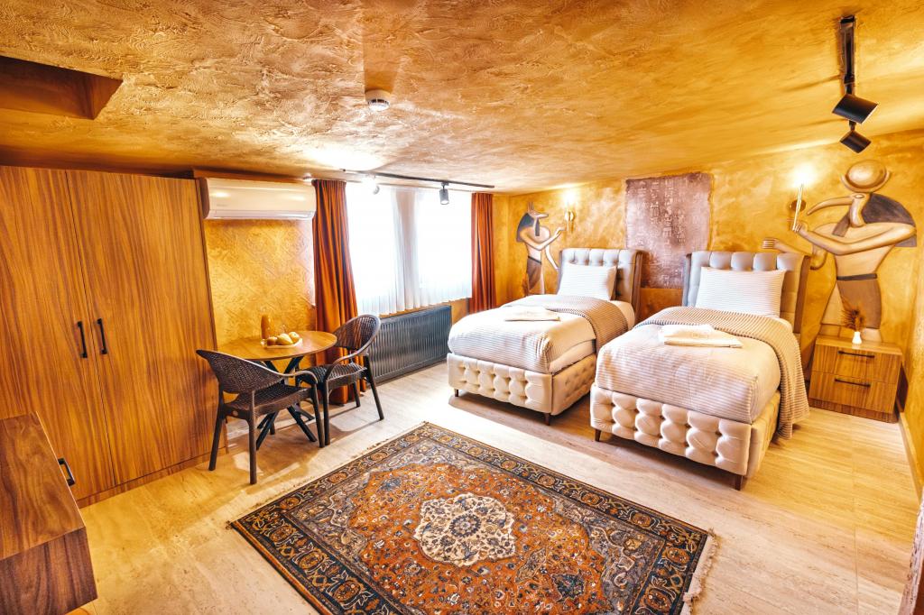 Iki Ayrı Yataklı Oda