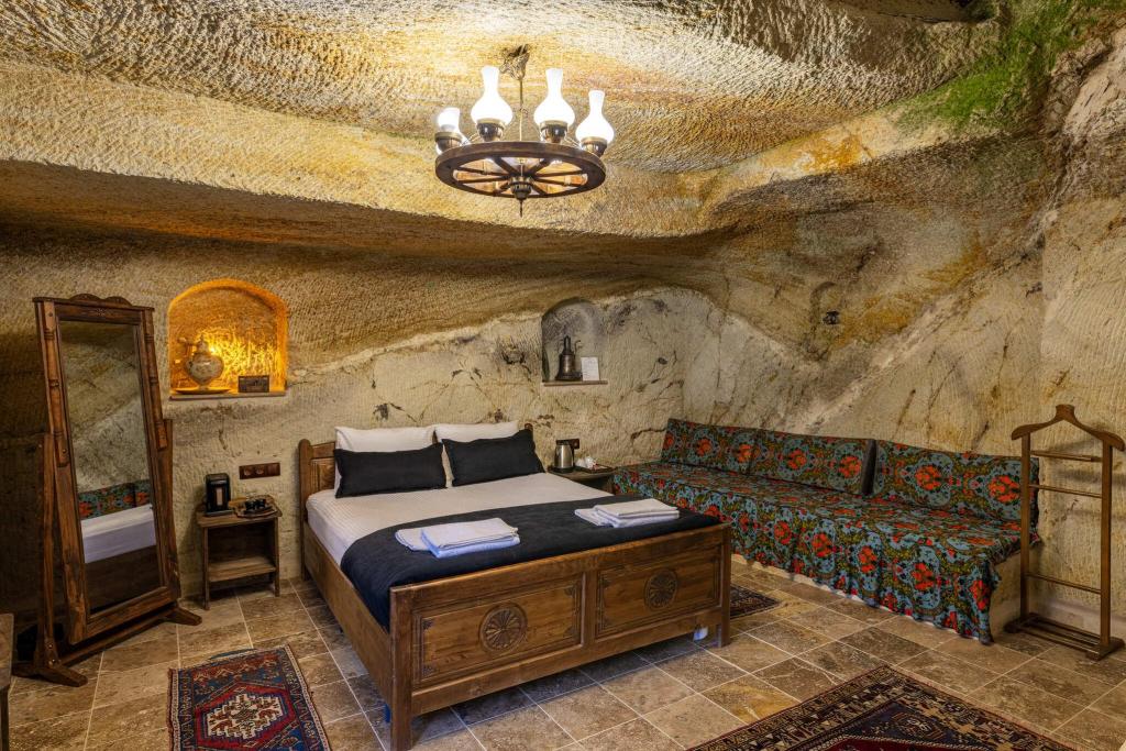 Deluxe Jakuzili Suite,Bahçe Manzaralı,Jakuzili (2 Kişilik)