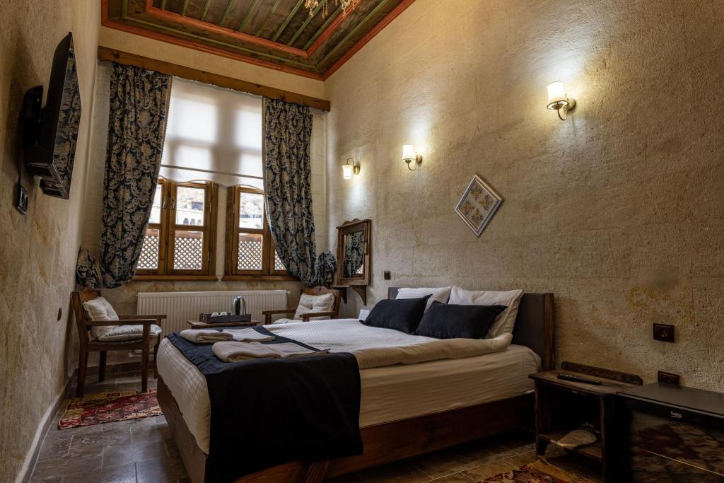 Deluxe Jakuzili Suite,Kapadokya Manzarası,Jakuzili (2 Kişilik)