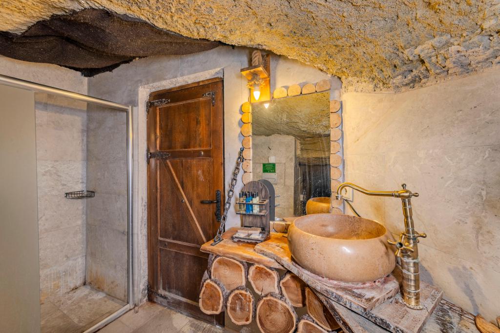 Dublex Suite,Jakuzili