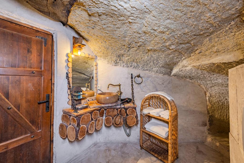 Dublex Suite,Jakuzili