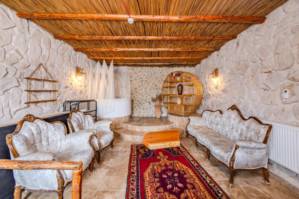 Dublex Suite,Jakuzili