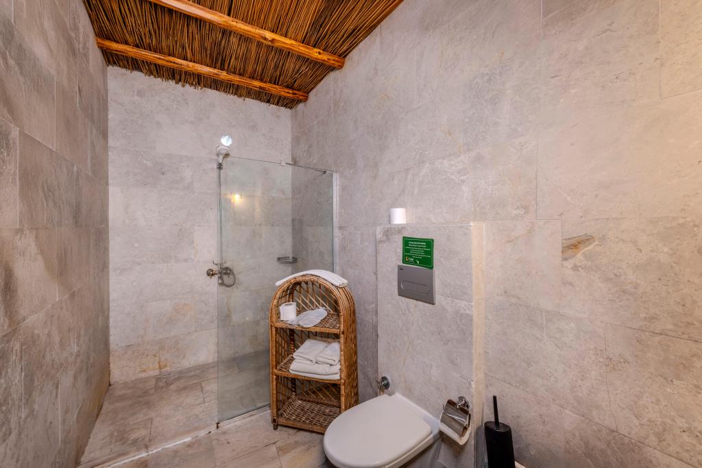 Suite,Vadi Manzaralı,Küvetli