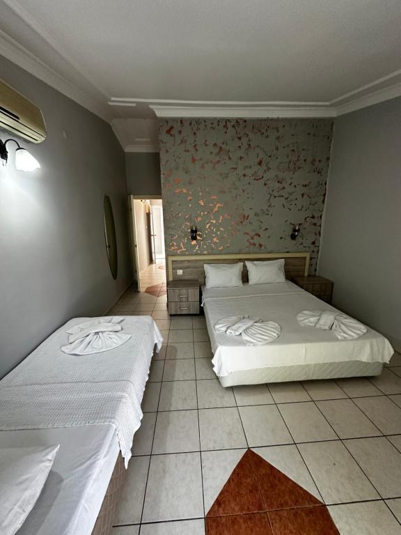 Apartment,Kara veya Havuz Manzaralı