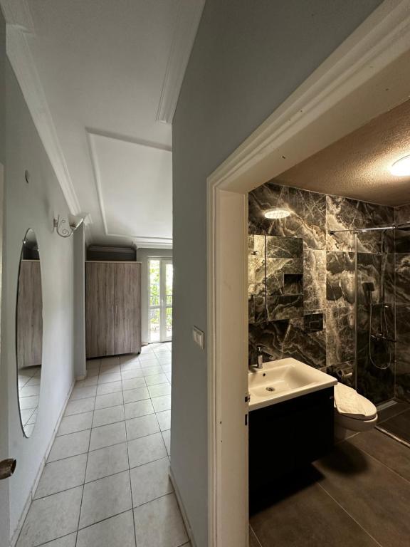 Apartment,Kara veya Havuz Manzaralı