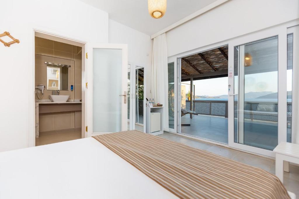 Comfort Oda,Deniz Manzaralı,Teraslı