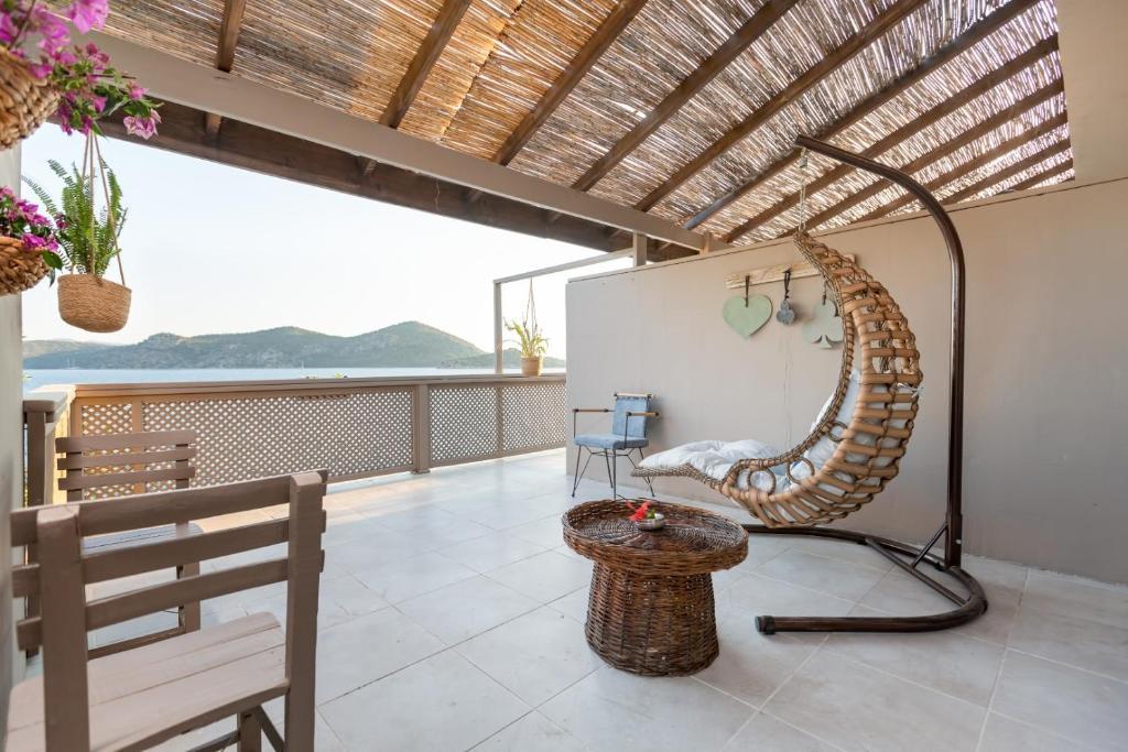 Comfort Oda,Deniz Manzaralı,Teraslı