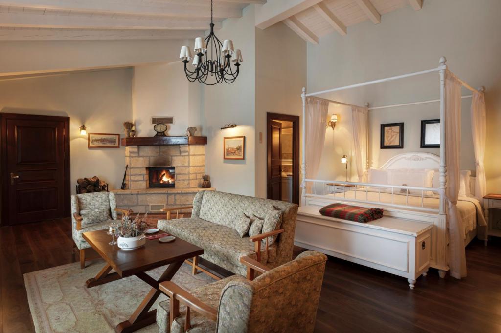 Lavender, Mountain View, Fireplace And Balcony