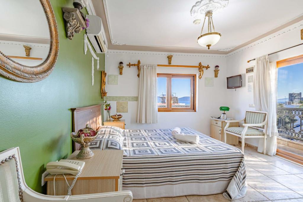 Suit Oda, Kale Manzaralı