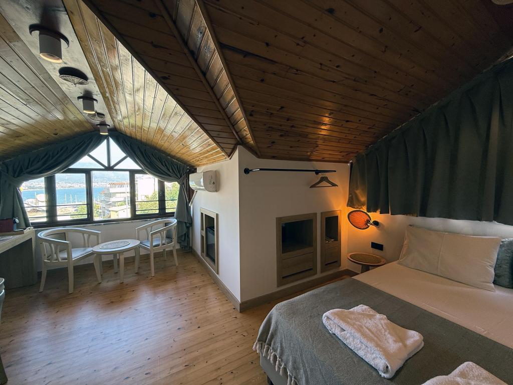 Comfort Room, Sea View