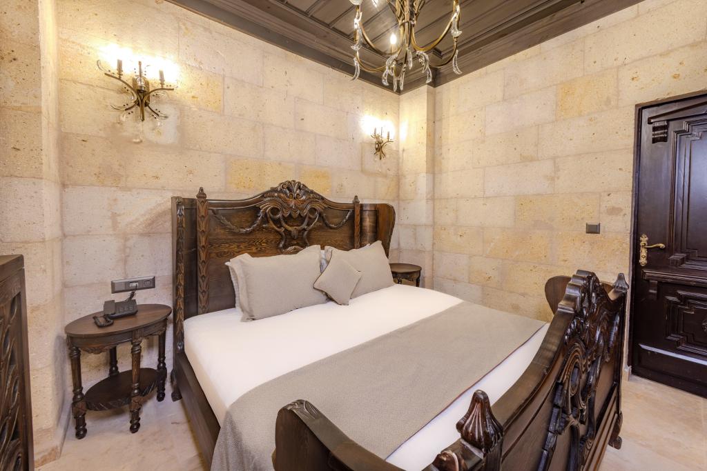 Junior Suite,Jakuzili