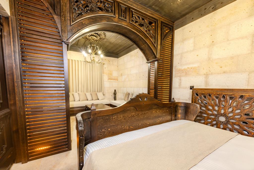 Junior Suite,Jakuzili