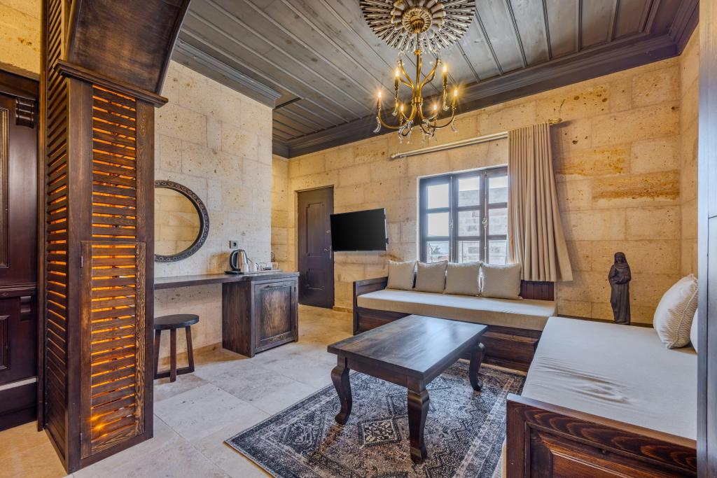 Junior Suite,Jakuzili
