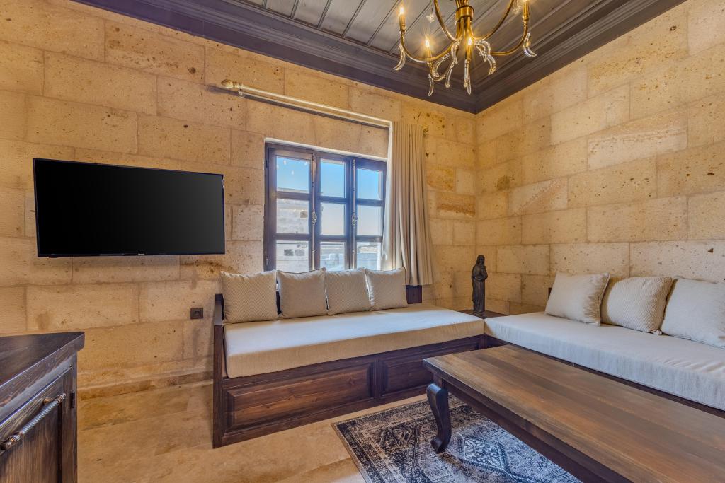 Junior Suite,Jakuzili