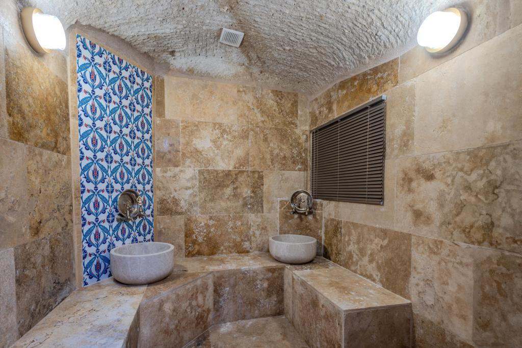 King Suite,Avlu Manzaralı,Jakuzili ve Türk Hamamlı