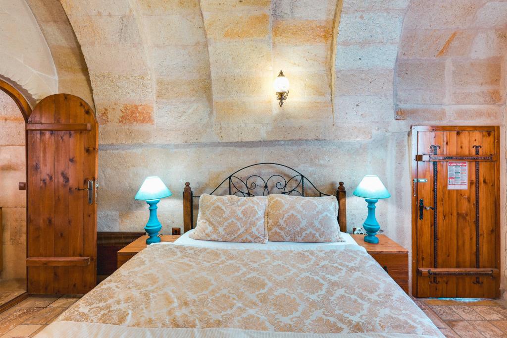 Alchemist Taş Suite,Şömineli