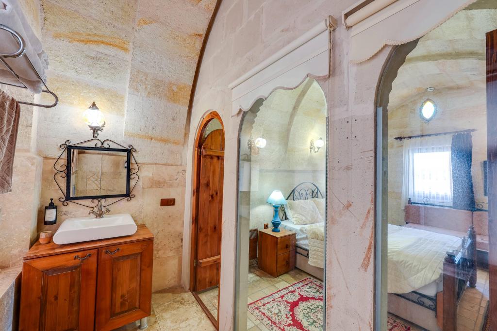 Alchemist Taş Suite,Şömineli