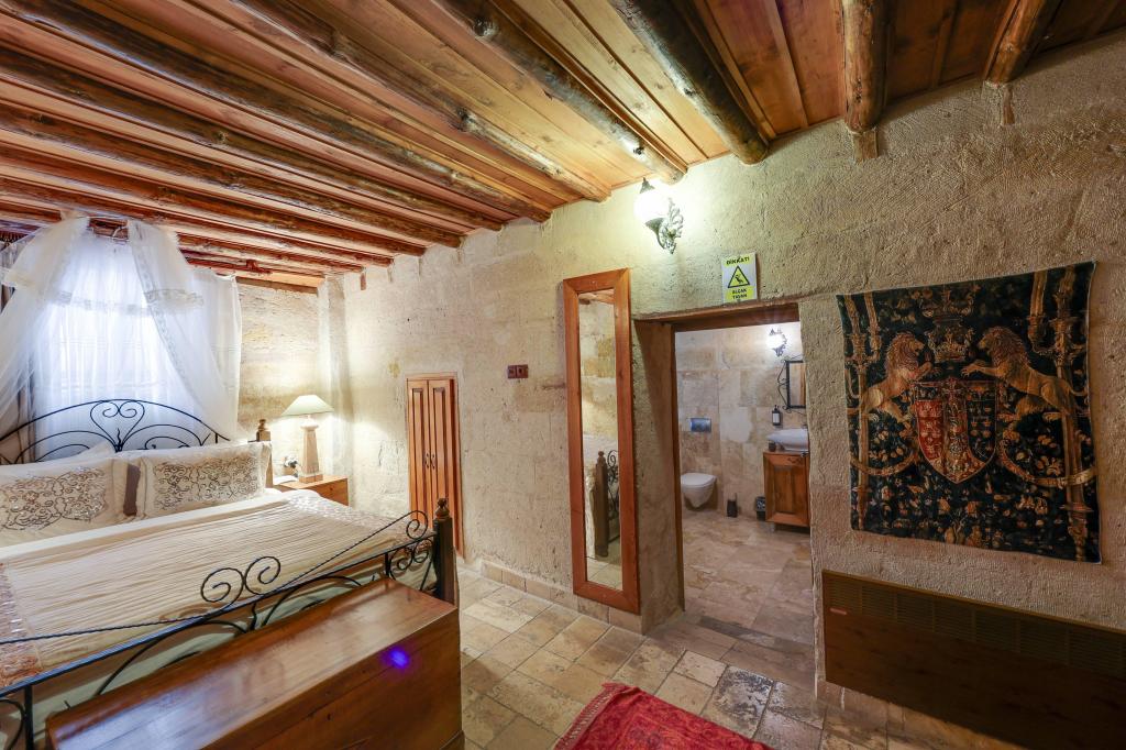 Templar Mağara Suite,Şömineli ve Jakuzili