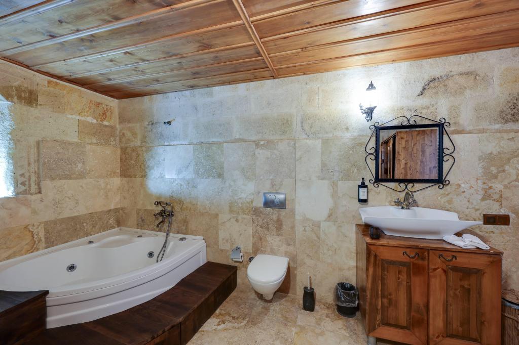 Templar Mağara Suite,Şömineli ve Jakuzili