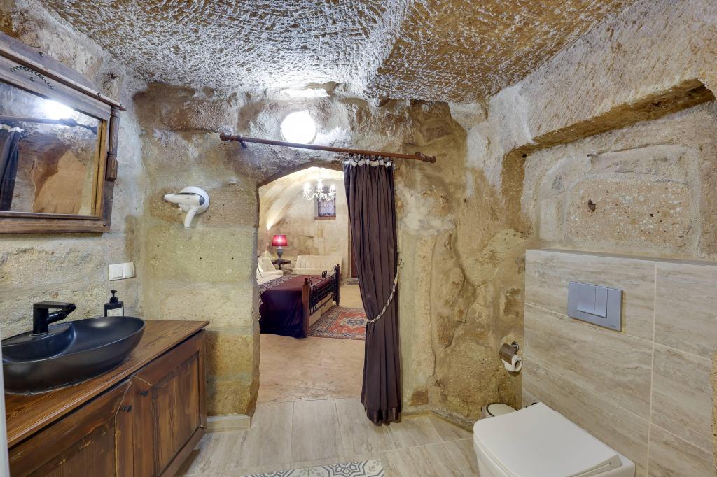 Velvet Havuzlu Taş Suite,Hamamlı