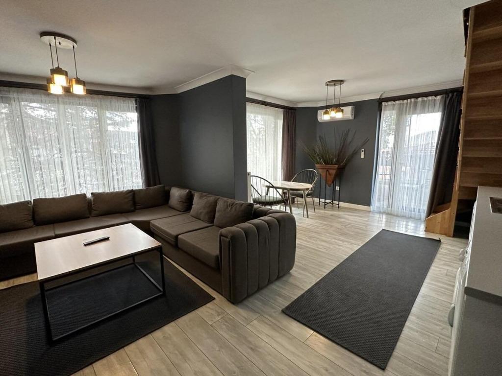 Deluxe Dubleks Oda (Balkonlu, Teraslı)