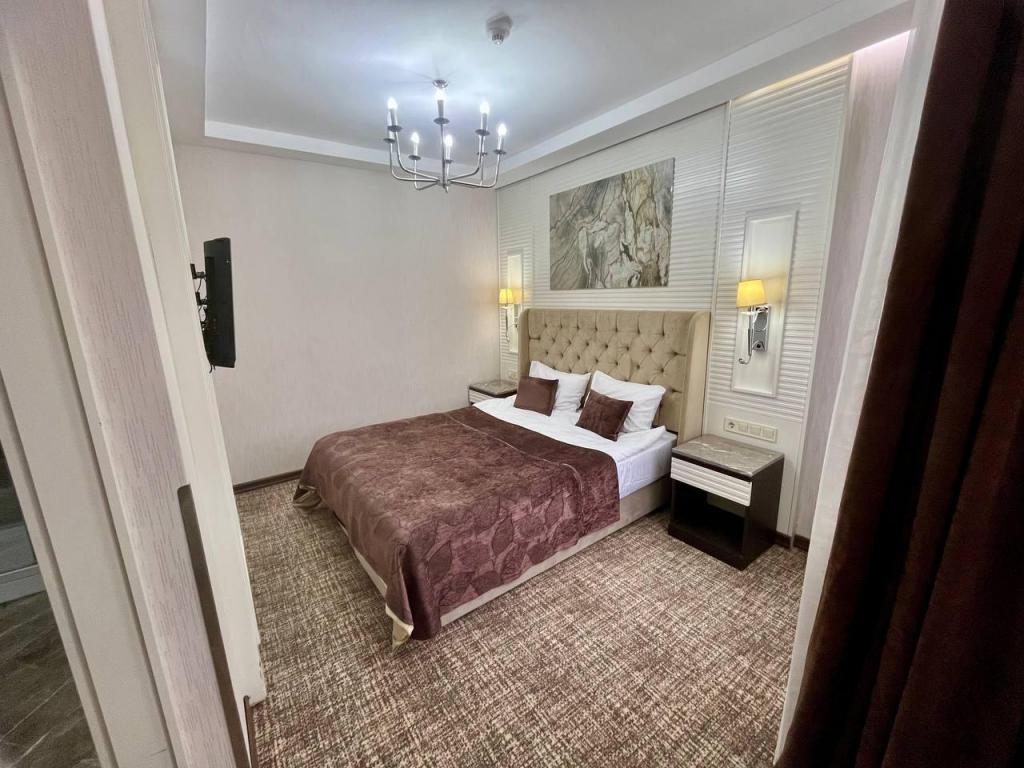 Deluxe Room, City View