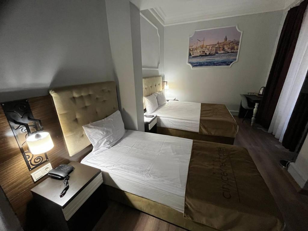 Standard Room, Viewless (3 Person)