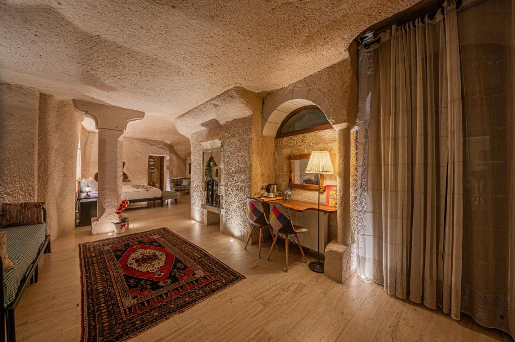 Suite Room (Jacuzzi)