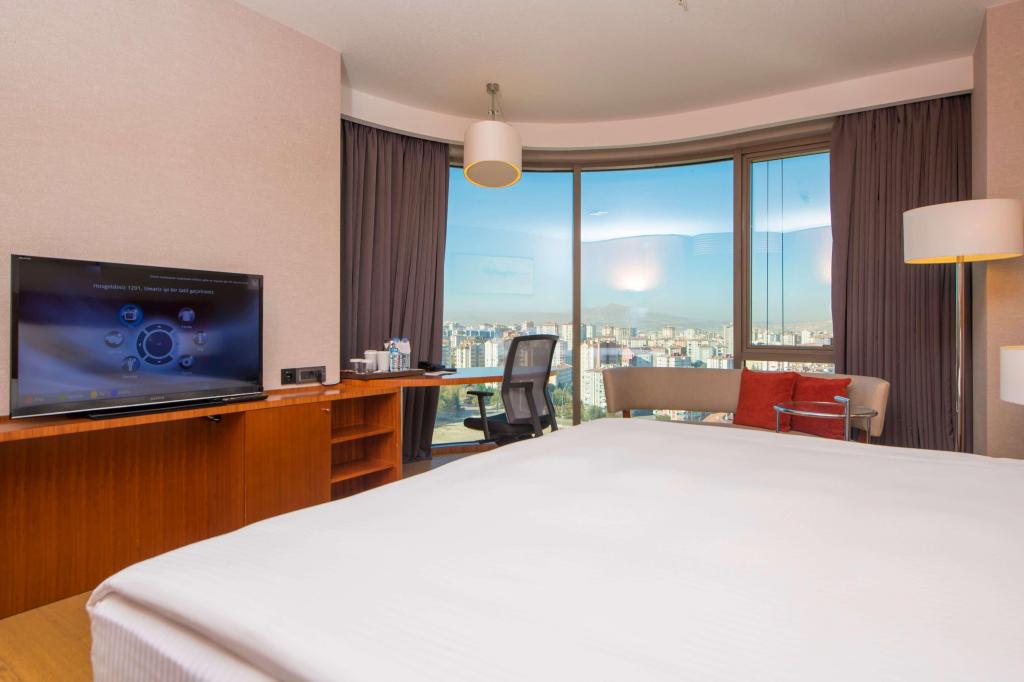 Köşe Deluxe Oda, Şehir Manzaralı